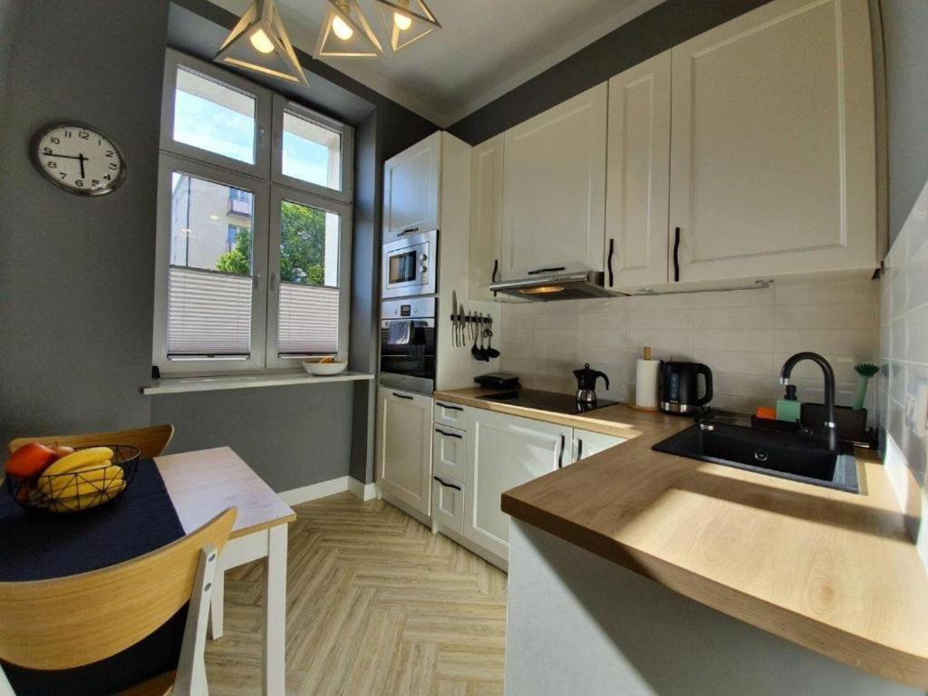 Apartament Dworcowa 100 M Do Pkp Kołobrzeg Kültér fotó